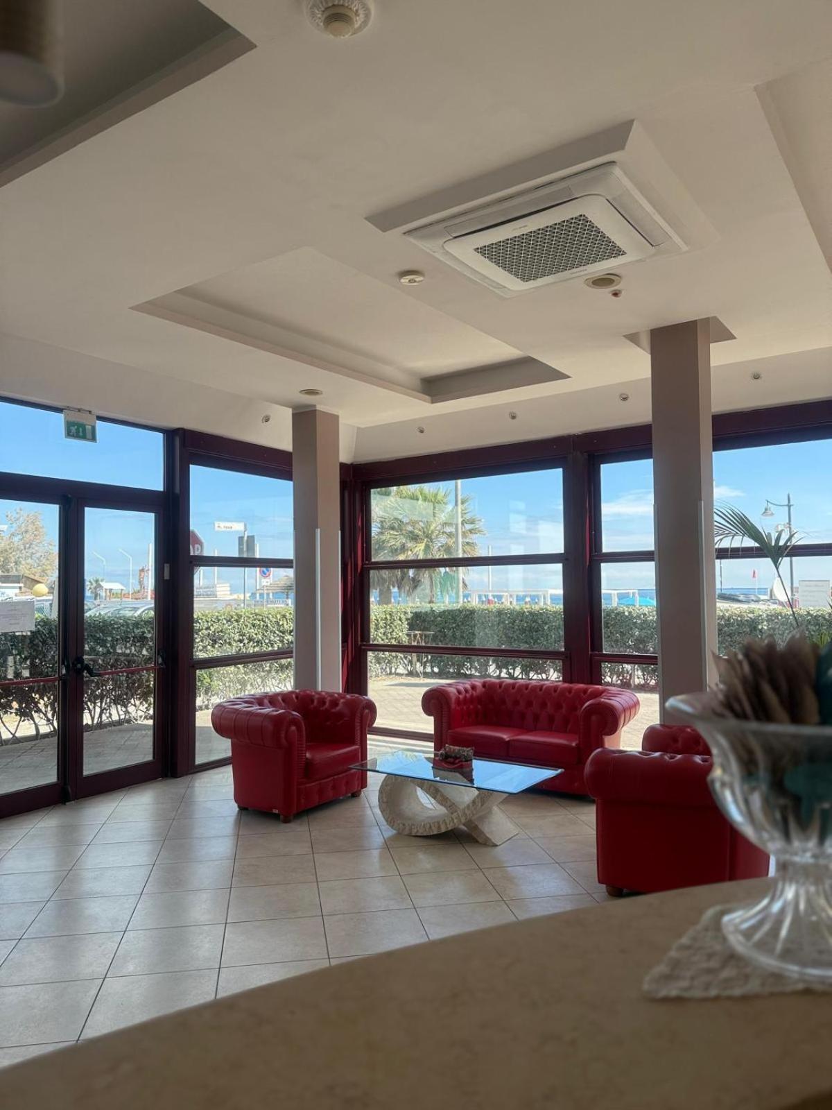 Hotel Spiaggia Villa Paola Bellaria-Igea Marina Eksteriør billede