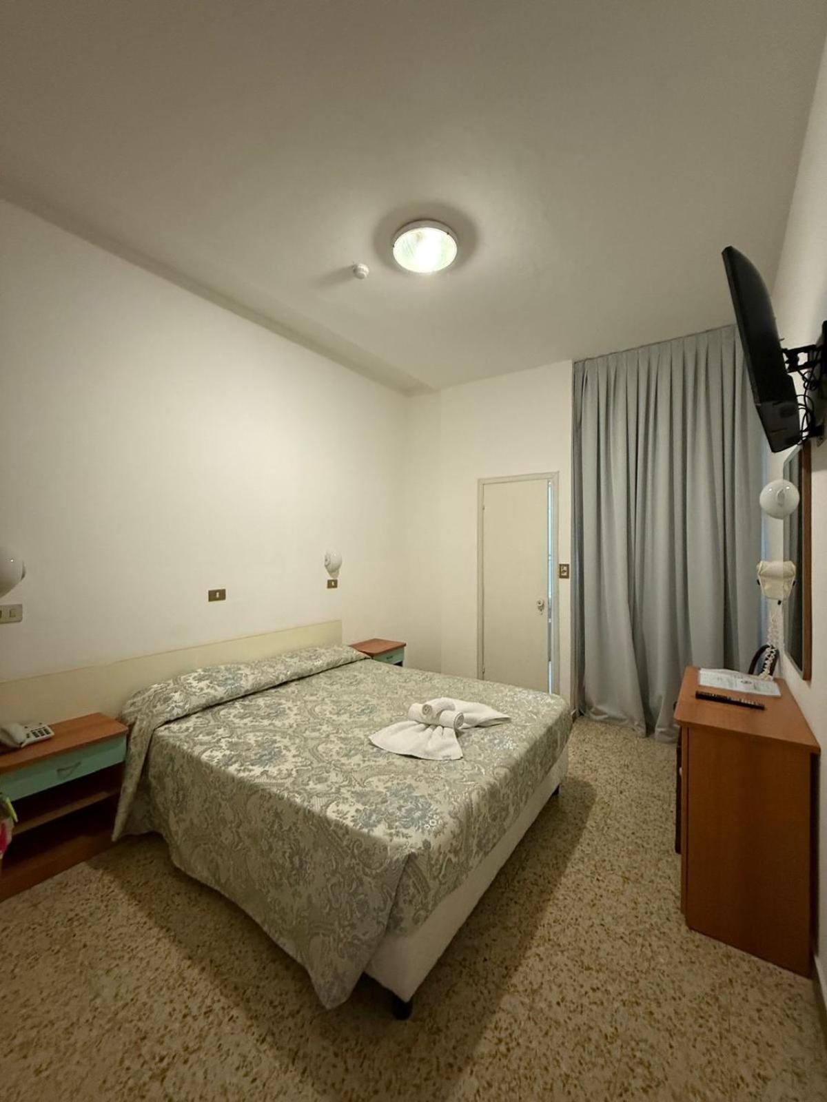 Hotel Spiaggia Villa Paola Bellaria-Igea Marina Eksteriør billede