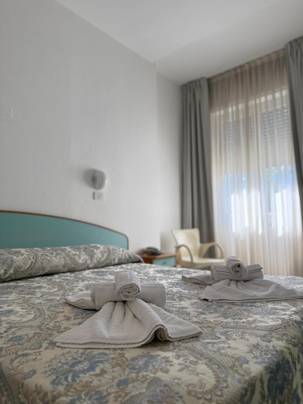 Hotel Spiaggia Villa Paola Bellaria-Igea Marina Eksteriør billede