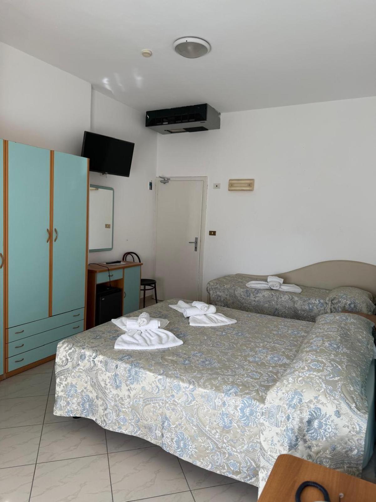 Hotel Spiaggia Villa Paola Bellaria-Igea Marina Eksteriør billede